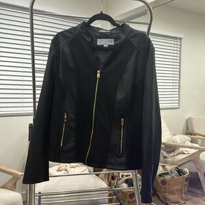 **NWOT** Marc New York Andrew Marc Faux Leather Jacket in Black + Gold, Size: XL